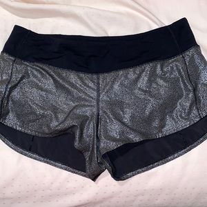 Lululemon Speed Up shorts 2.5’